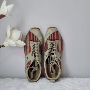 LACOSTE Sneakers